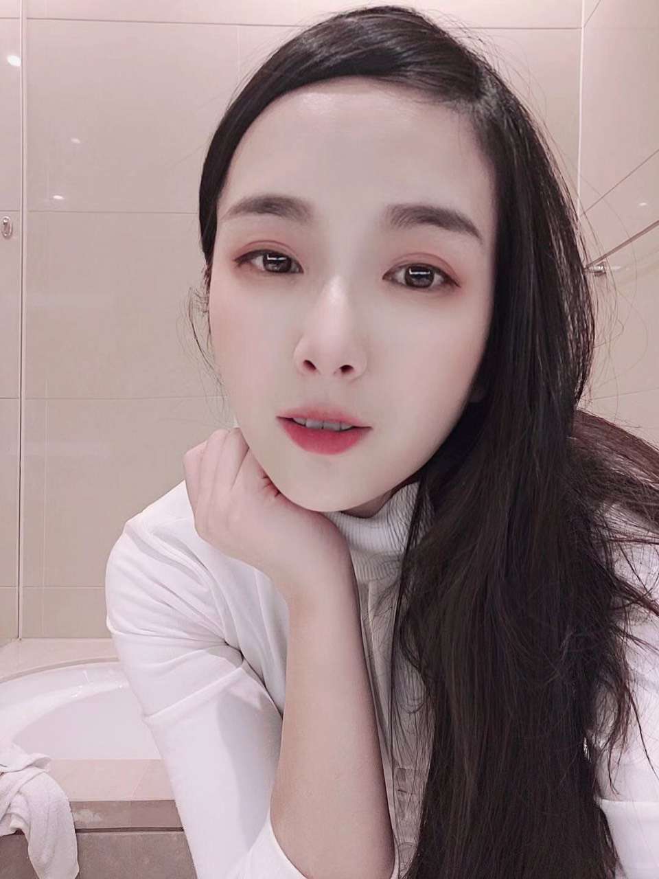 001 Spicy Mom Goddess - WeChat Moments and Other Series Images(106)